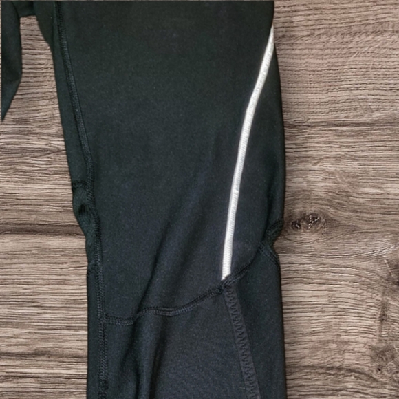 WOMEN'S MOVING COMFORT SPRINT TECH TIGHT BLACK - Picture 3 of 12